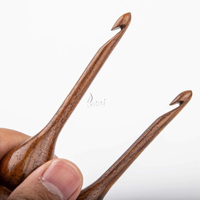 3.50mm Handmade Rosewood Crochet Hook, Ergonomic Wooden Hook