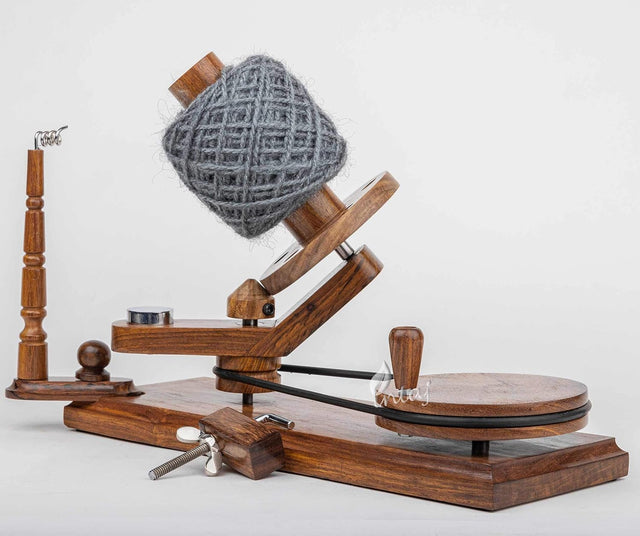 Handcrafted Rosewood Yarn Winder – Large Capacity 16 oz – Suitable for Knitting & Crocheting – Heavy Duty Natural Rosewood Ball Winder – Table Top Wood Yarn Swift and Ball Winder